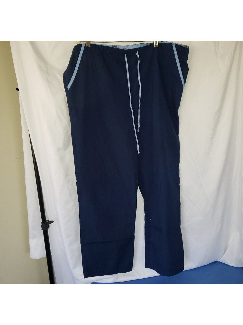 Ladies UNC DUDZ Scrubs in Carolina Blue - L